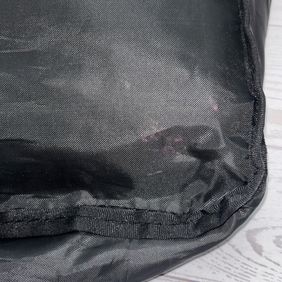 FRIENDS Black Backpack and Playing Cards Set - Picture 14 of 16